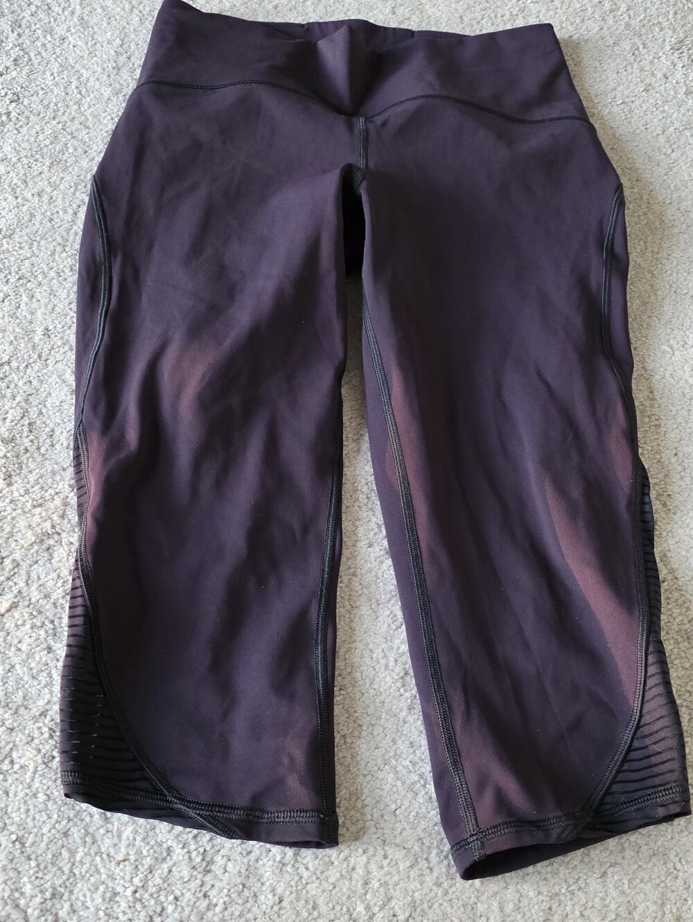 Lululemon Lean In Crop Boysenberry